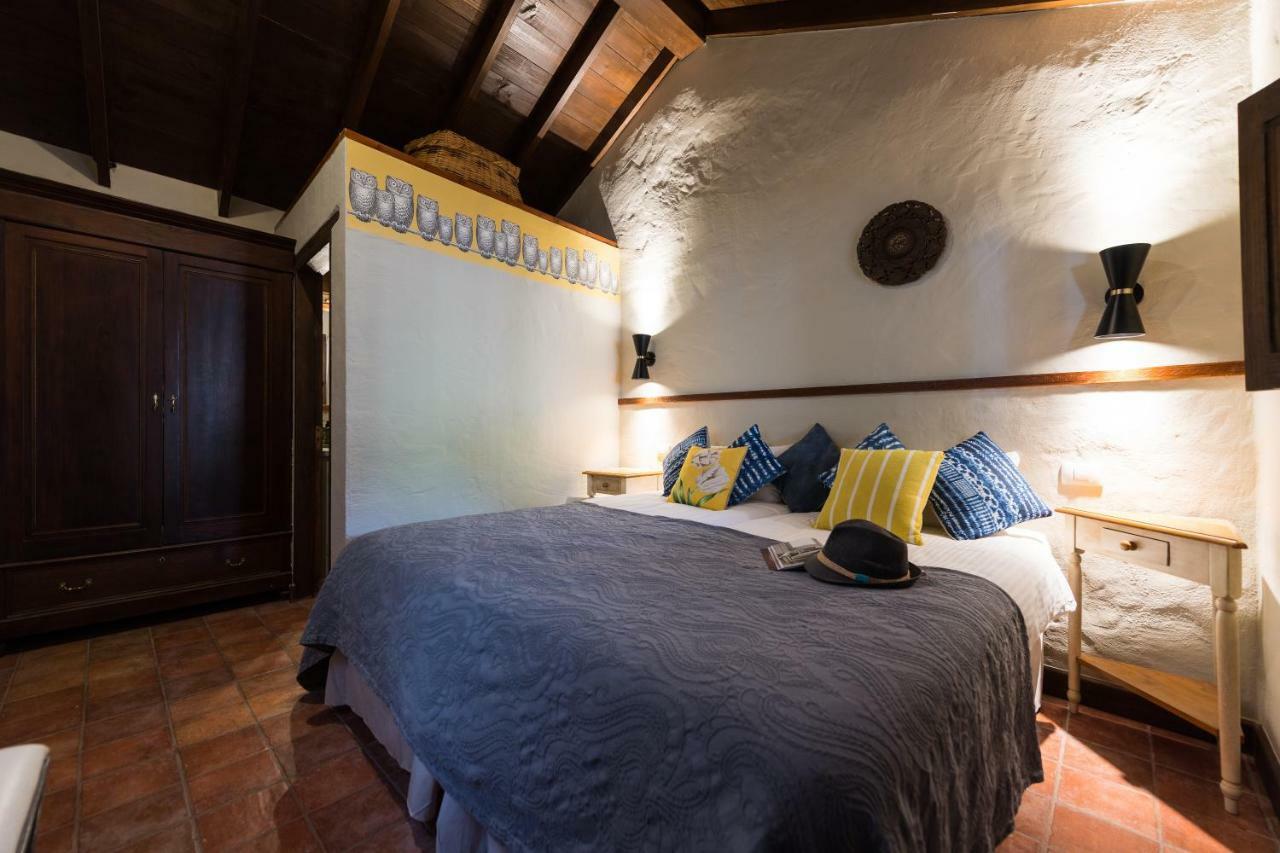 Bohemian Hideaway Finca - 2 Unique Houses With Shared Pool Santa Lucia Kültér fotó